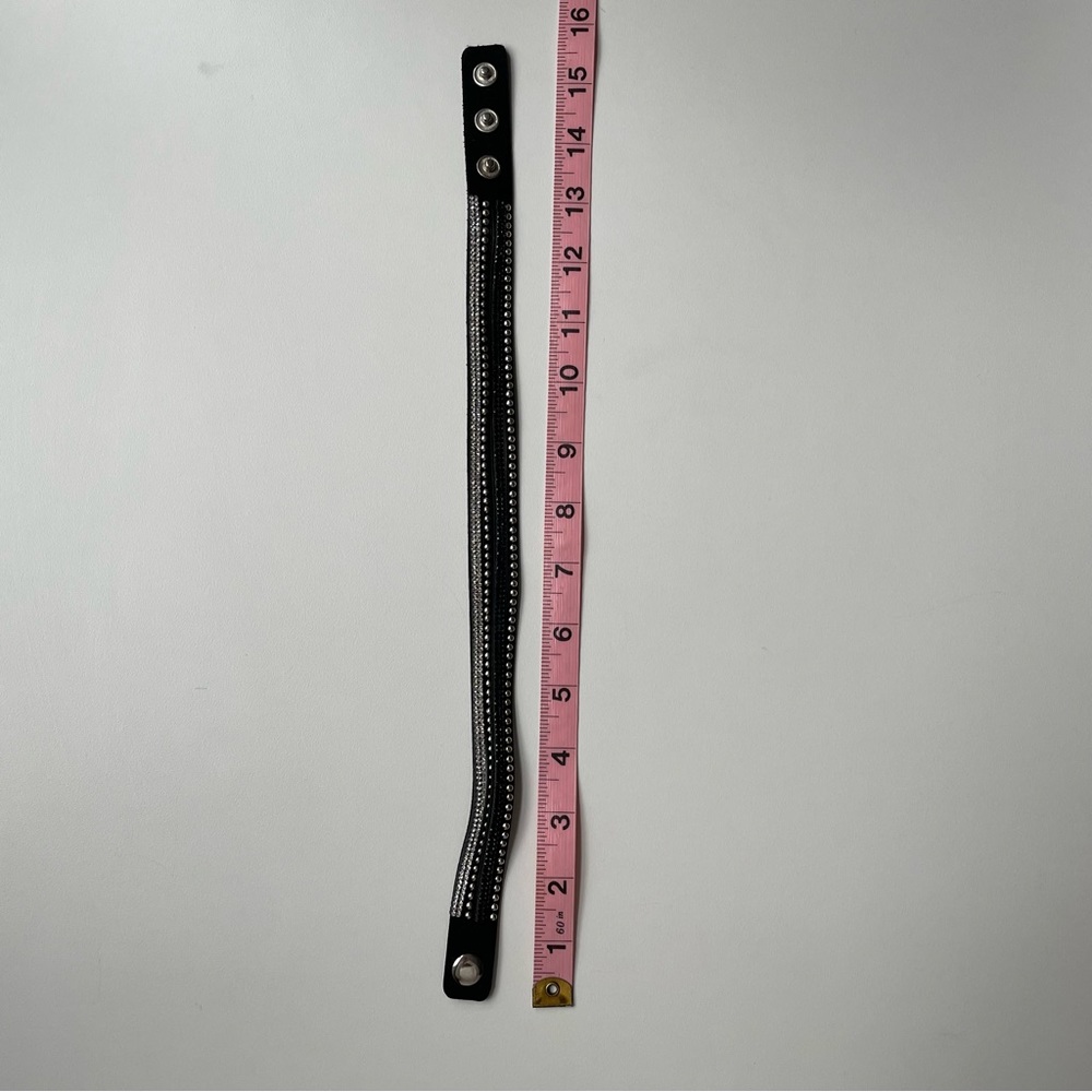 Nineties Choker - Picture 5 of 6